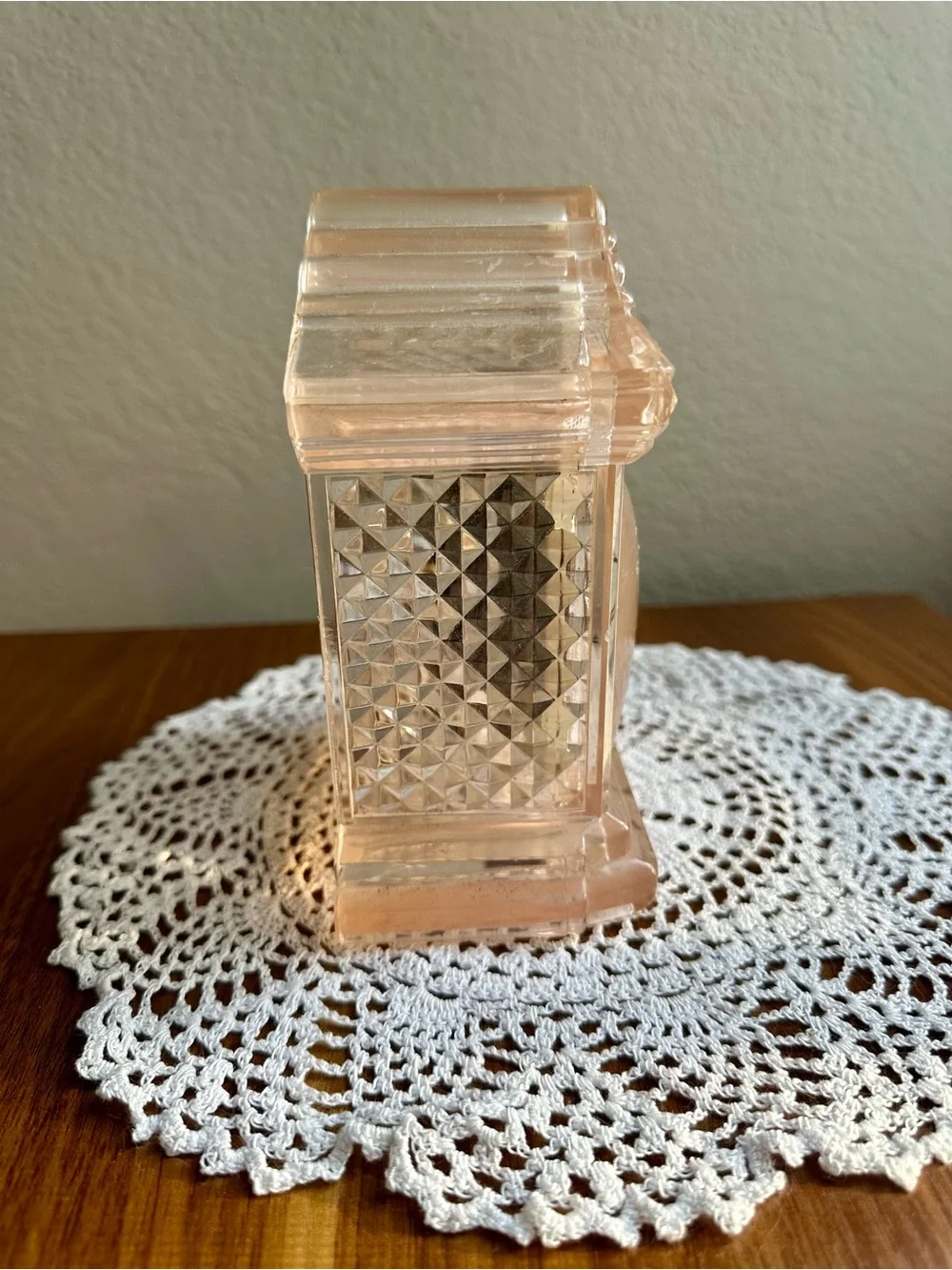Vintage Pink Acrylic Quartz Mantel Clock Art Deco Style Non Working